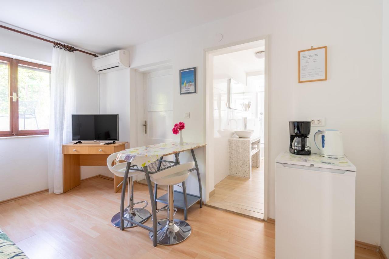 Apartmani&Soba Mimi Rovinj Buitenkant foto
